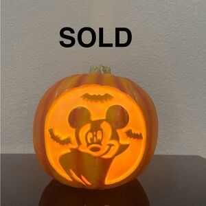 Disney 1997 Mickey Mouse Vampire Jack O Lantern Lighted Pumpkin TrendMaster